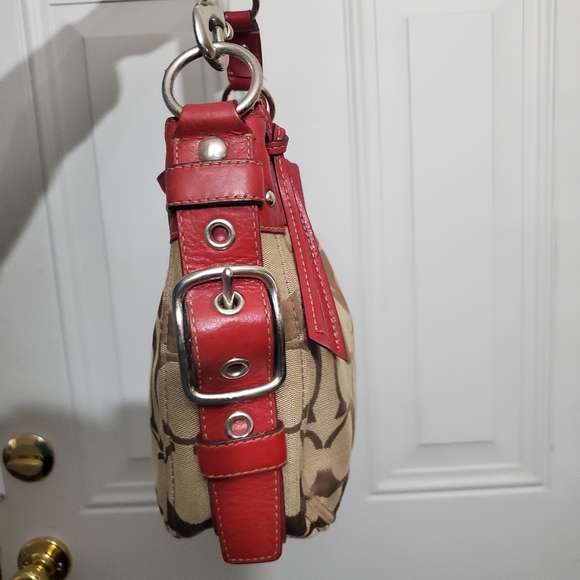 COACH F12657 Red Zoe Signature Medium Hobo Bag EUC - Picture 8 of 12